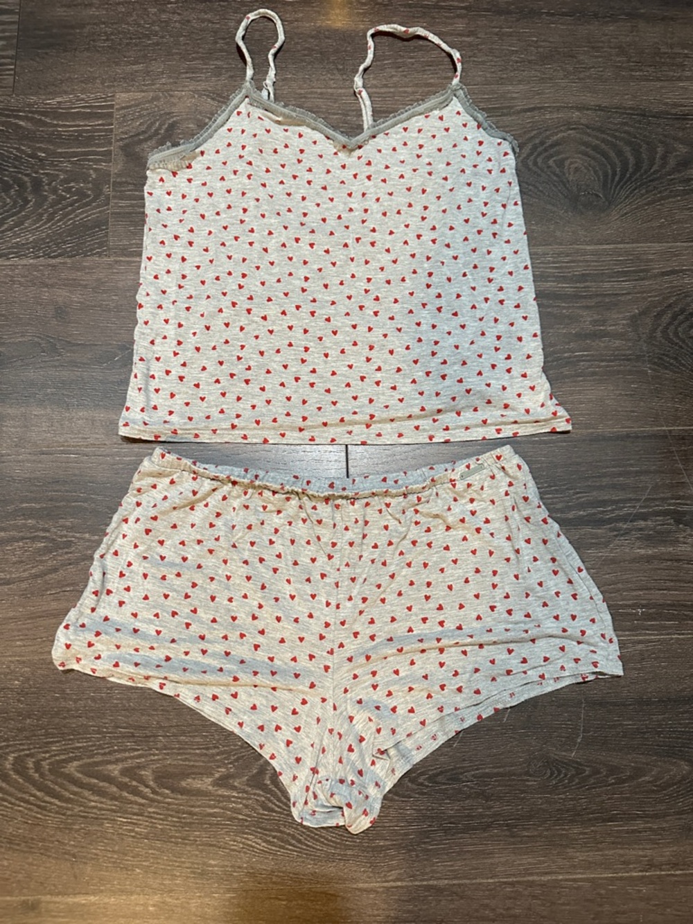 Calvin Klein Women’s Gray Heart-Print Cami & Short Sleep Set